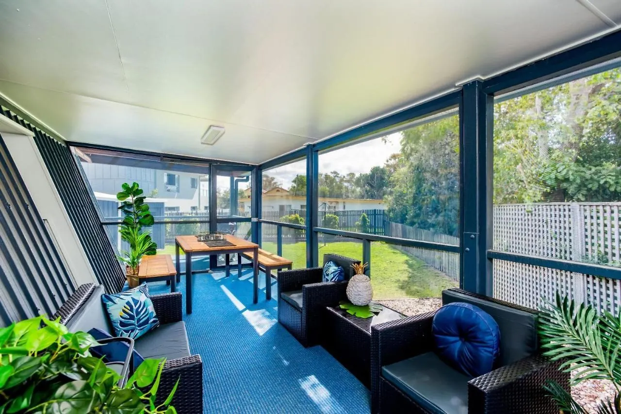 Wayfarers Beachouse Rainbow Beach 0*,  Australia